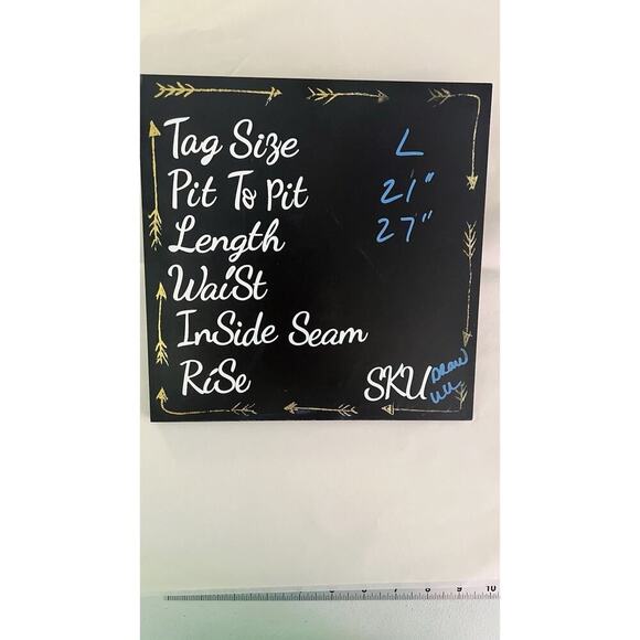 Takeout Order Size Large Putting On A Happy Face Orange Halloween T-Shirt - Picture 5 of 5